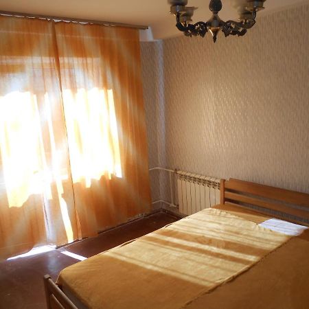 Проспект Героев Сталинграда 19 А Apartment Kyiv Exterior photo